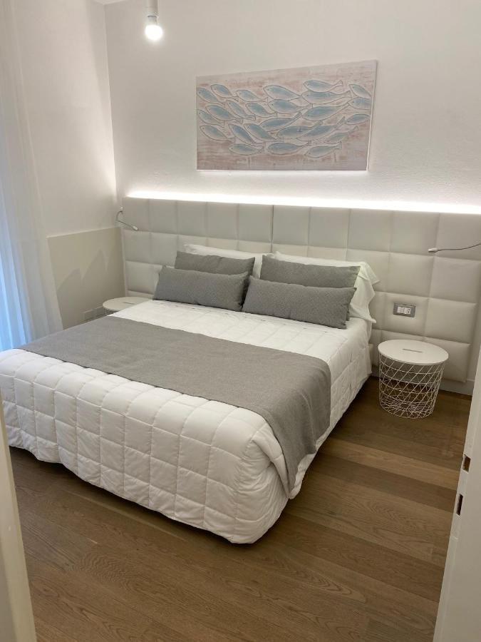 Appartamento Fronte Mare Villa Lory Lignano Sabbiadoro Exterior photo